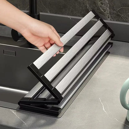 Égouttoir japonais enroulable pliable en un clin d’œil pour un rangement rapide et sans effort