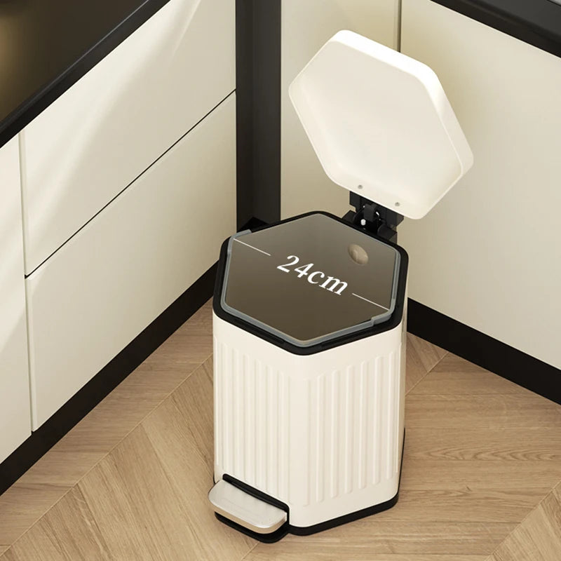 Poubelle design belle capacité 