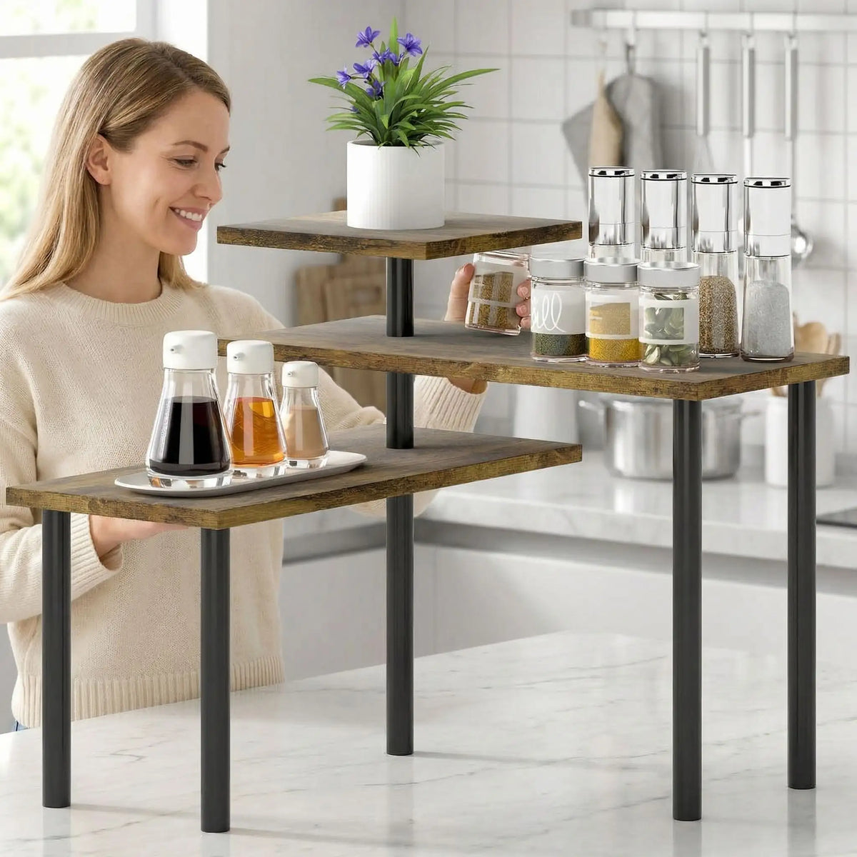 Étagère d'angle cuisine optimiser l'espace en format d’angle pour exploiter chaque recoin.