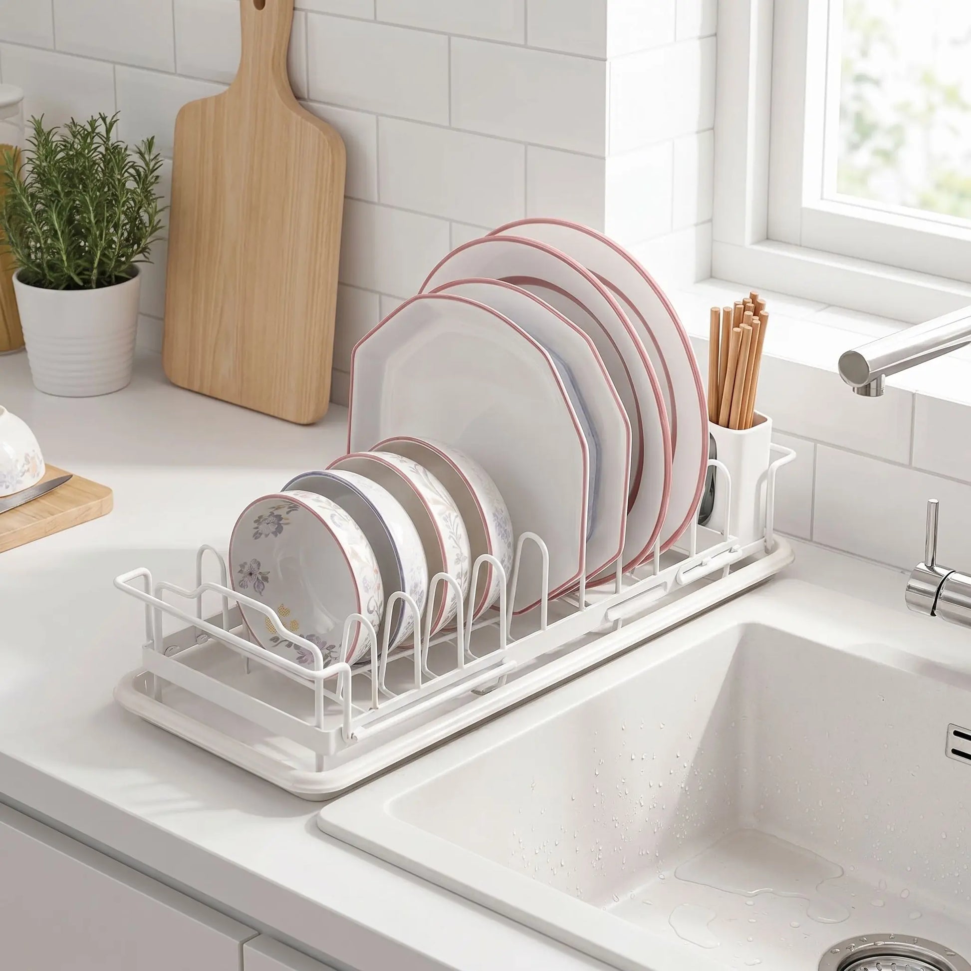 Egouttoir sur evier vous aide à gagner de la place, à mieux organiser votre cuisine.