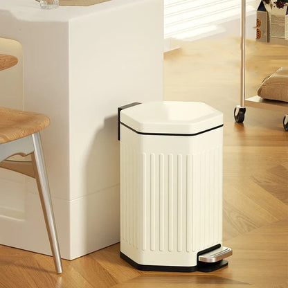 Poubelle design pour la cuisine 